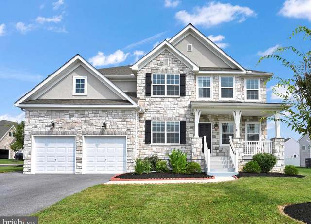 Property at 101 Wayland Dr, Landisville, PA 17538, 4 beds, 2.5 baths