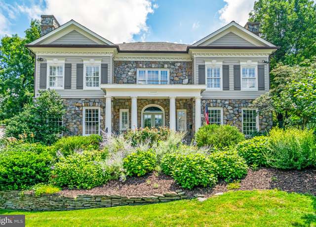 Property at 2501 N Lincoln St, Arlington, VA 22207, 5 beds, 5.5 baths