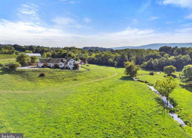 Property at 35047 Snickersville Tpke, Round Hill, VA 20141, 4 beds, 4.5 baths