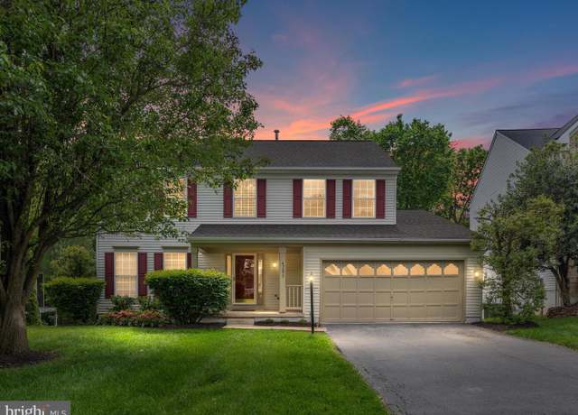Property at 42833 Crowfoot Ct, Ashburn, VA 20147, 4 beds, 2.5 baths