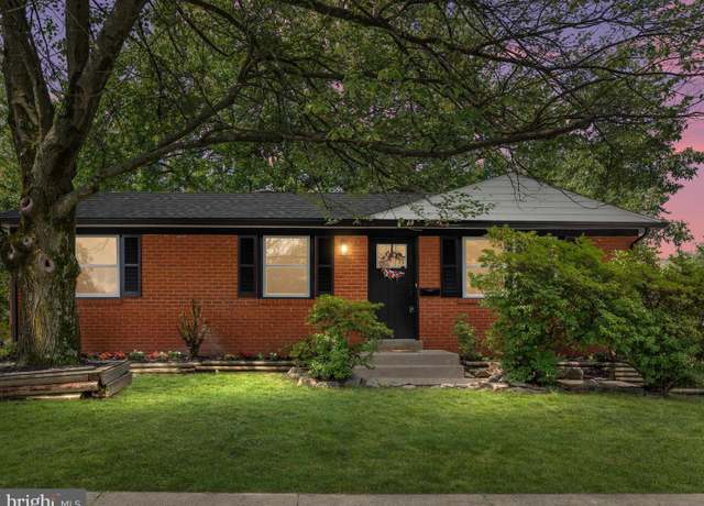 Property at 4401 Hamilton Dr, Woodbridge, VA 22193, 3 beds, 2 baths