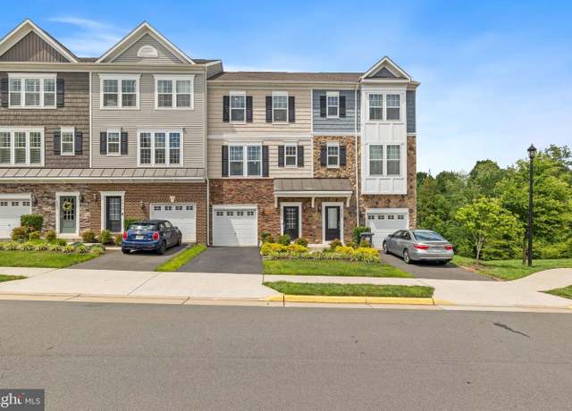 Property at 6101 Camerons Ferry Dr, Haymarket, VA 20169, 4 beds, 3.5 baths