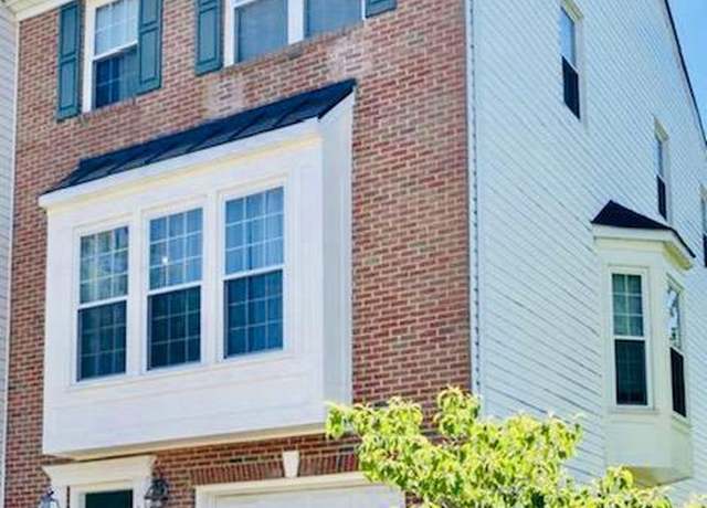 Property at 12327 Jarrow Ln, Bristow, VA 20136, 3 beds, 3 baths