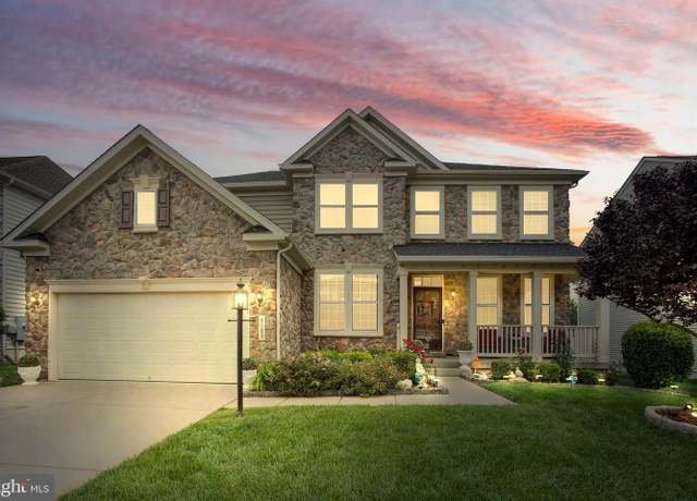 Property at 6109 Black Oak Ct, Fredericksburg, VA 22407, 5 beds, 4.5 baths