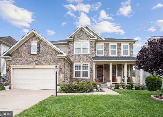 Property at 6109 Black Oak Ct, Fredericksburg, VA 22407, 5 beds, 4.5 baths