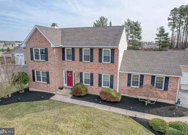 Property at 118 E Delaware Canal Ct, Middletown, DE 19709, 3 beds, 2.5 baths