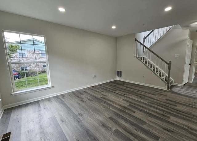 Property at 9008 Goldfield Pl, Clinton, MD 20735, 3 beds, 2.5 baths
