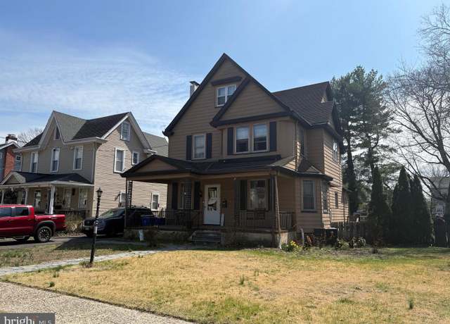 Property at 70 Church St, Beverly, NJ 08010, 6 beds, 1.5 baths
