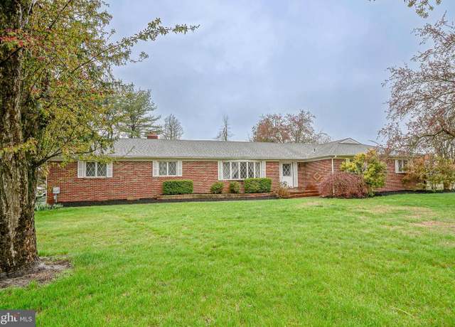 Property at 309 Eayrestown Rd, Southampton, NJ 08088, 4 beds, 2.5 baths