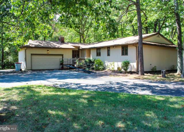 Property at 3299 Swan Dr, Vineland, NJ 08361, 4 beds, 2 baths