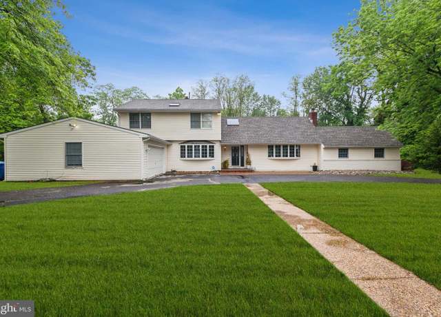 Property at 1602 Ravenswood Way, Cherry Hill, NJ 08003, 4 beds, 3 baths