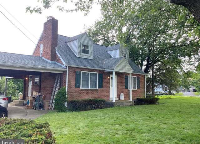 Property at 101 Linden Dr, Camp Hill, PA 17011, 4 beds, 2 baths