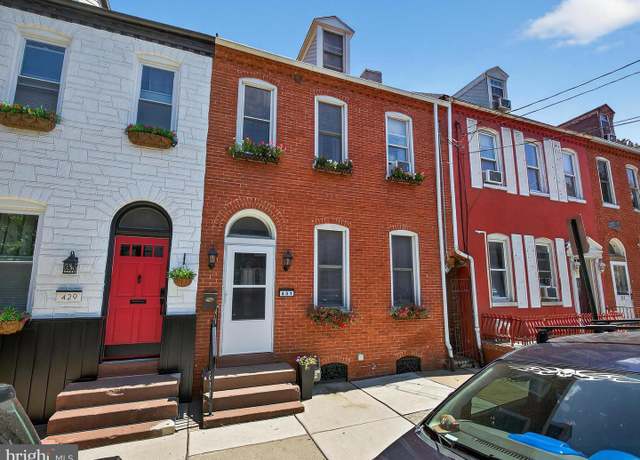 Property at 431 S Queen St, Lancaster, PA 17603, 3 beds, 1 bath