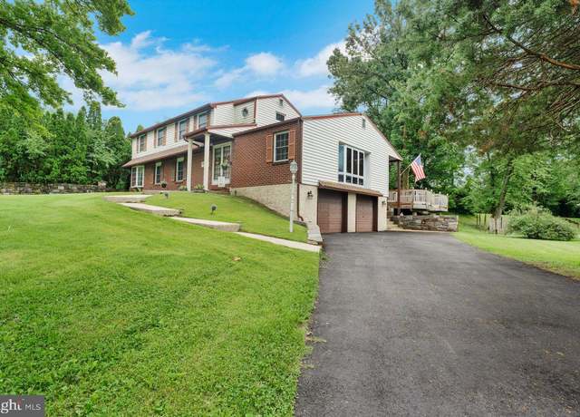 Property at 4060 Hillside Rd, Lafayette Hill, PA 19444, 4 beds, 2.5 baths