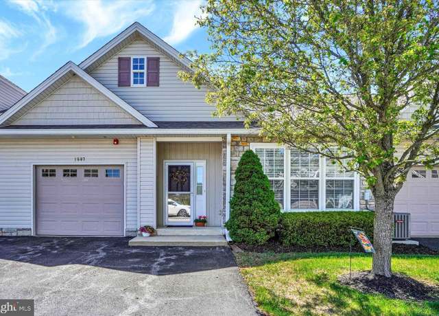Property at 1507 S Marshview Rd #1507, Stewartstown, PA 17363, 2 beds, 2 baths