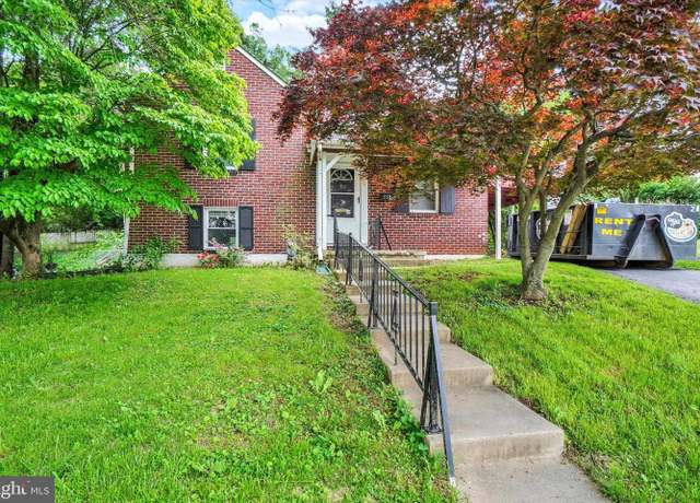 Property at 338 Pennsylvania Ave, York, PA 17404, 3 beds, 2 baths
