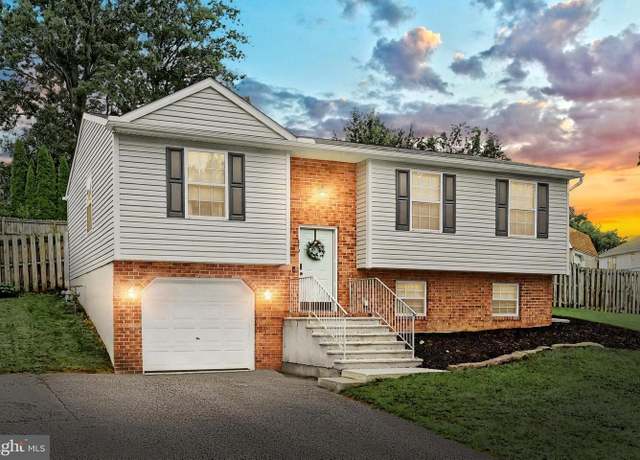 Property at 470 Crossing Way, Manchester, PA 17345, 3 beds, 2 baths