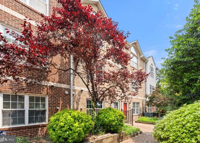 Property at 3070 S Glebe Rd S #3070, Arlington, VA 22206, 3 beds, 3.5 baths