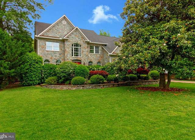 Property at 2504 Sherwood Hall Ln, Alexandria, VA 22306, 5 beds, 5 baths