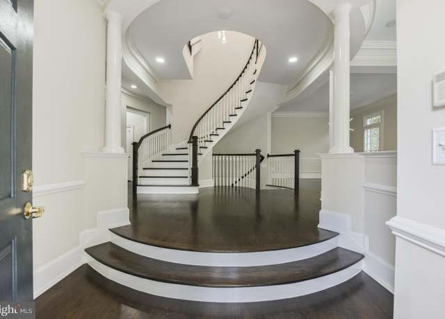 Property at 1496 Evans Farm Dr, Mclean, VA 22101, 4 beds, 5.5 baths