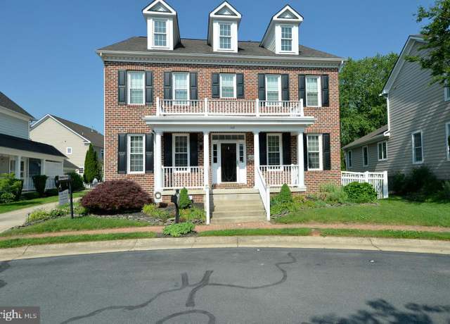 Property at 108 Ravello Ct, Purcellville, VA 20132, 4 beds, 3.5 baths