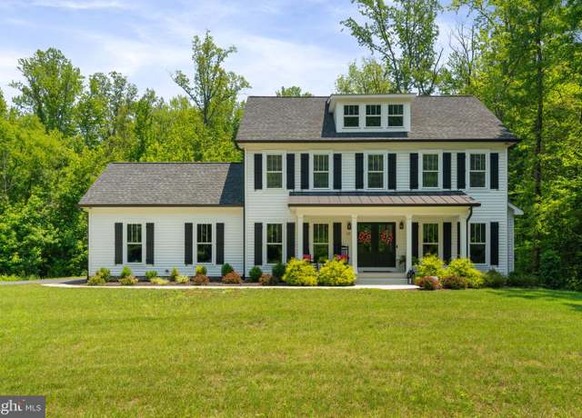 Property at 30 Melvin Dr, Fredericksburg, VA 22406, 4 beds, 4.5 baths