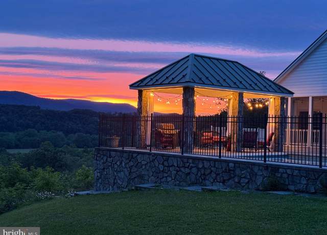 Property at 400 Deer Run Cir, Front Royal, VA 22630, 4 beds, 3.5 baths