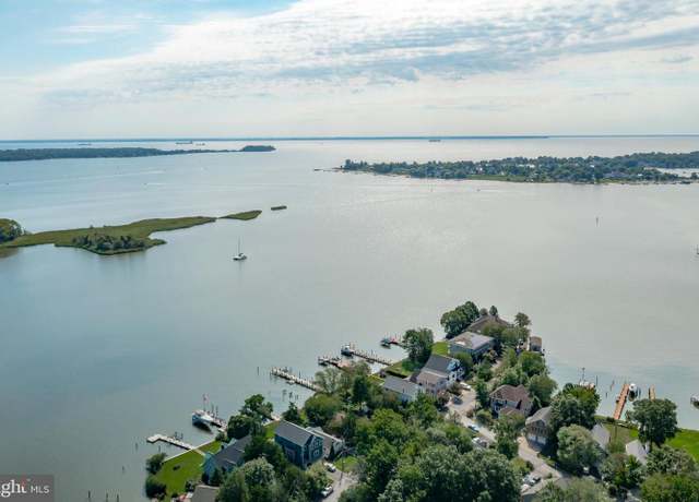 Property at 3635 Branhum Rd, Edgewater, MD 21037, 2 beds, 1 bath