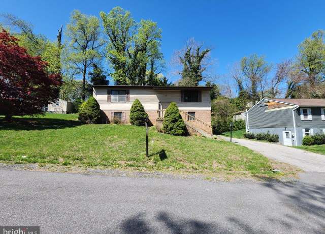 Property at 6212 8th St, Chesapeake Beach, MD 20732, 3 beds, 2 baths