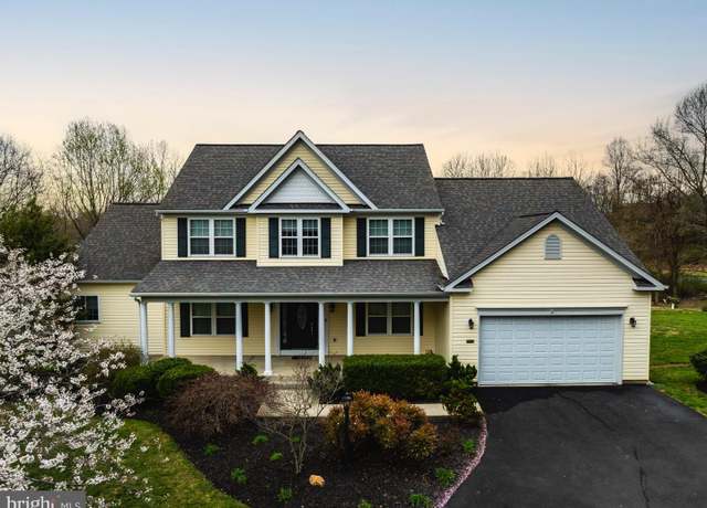 Property at 5725 Meyerfield Ct, Sykesville, MD 21784, 6 beds, 4.5 baths