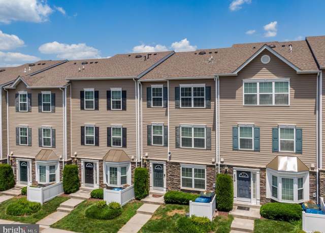 Property at 6515 Dundee Dr #240, Eldersburg, MD 21784, 3 beds, 2.5 baths