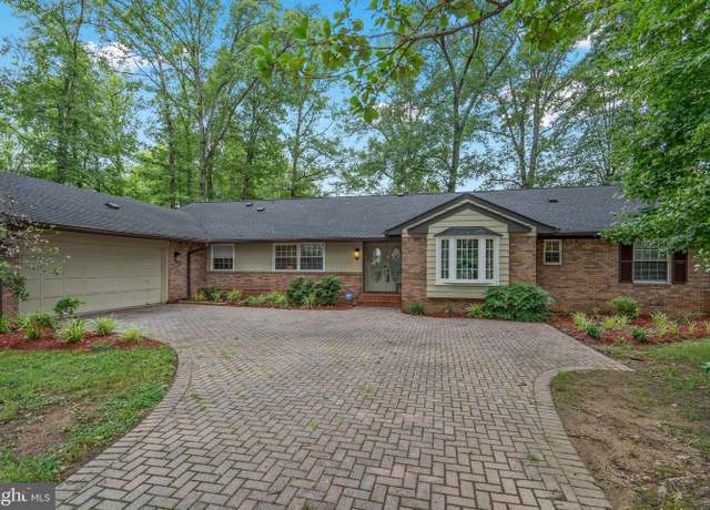 Property at 12207 Mira Bay Cir, Fort Washington, MD 20744, 4 beds, 2.5 baths