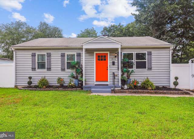 Property at 2513 Lakehurst Ave, District Heights, MD 20747, 4 beds, 2 baths