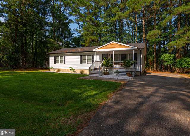 Property at 120 Robin Hood, Ocean Pines, MD 21811, 4 beds, 2 baths