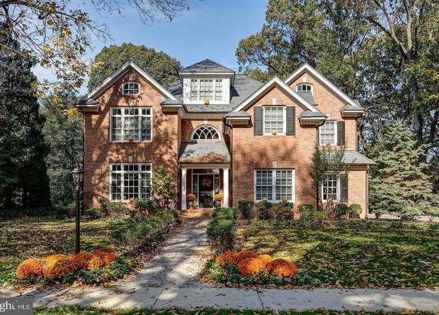 Property at 449 Loucroft Rd, Haddonfield, NJ 08033, 5 beds, 5.5 baths