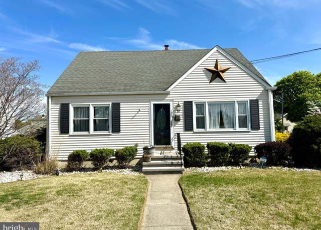 Property at 19 Rotunda Dr, Hamilton, NJ 08610, 4 beds, 1 bath