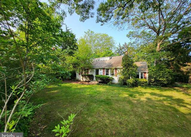 Property at 710 Beaver Dam Rd, Point Pleasant Boro, NJ 08742, 3 beds, 3 baths