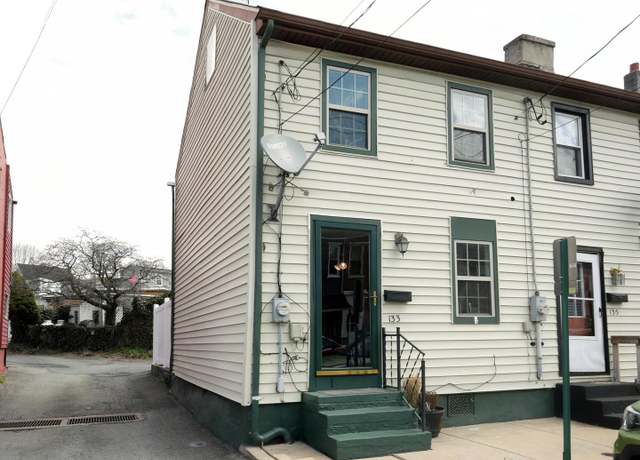Property at 133 S 5th St, Columbia, PA 17512, 2 beds, 1 bath