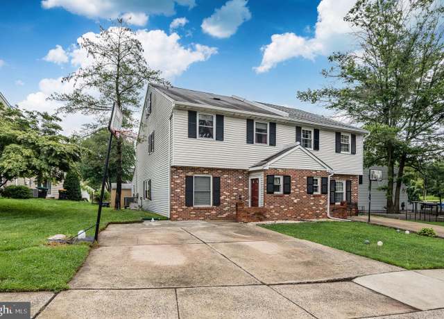 Property at 2021 Fort Bevon Rd, Harleysville, PA 19438, 4 beds, 1.5 baths