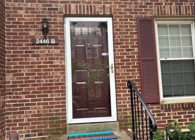 Property at 2446 S Walter Reed Dr #2, Arlington, VA 22206, 2 beds, 2.5 baths