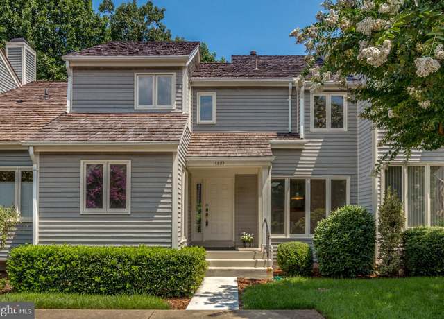 Property at 1281 Wedgewood Manor Way, Reston, VA 20194, 3 beds, 3.5 baths