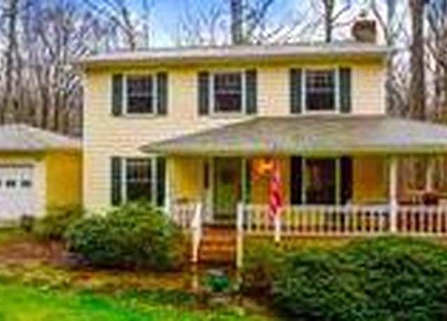 Property at 7193 Hall Tavern Ct, Manassas, VA 20112, 3 beds, 2.5 baths