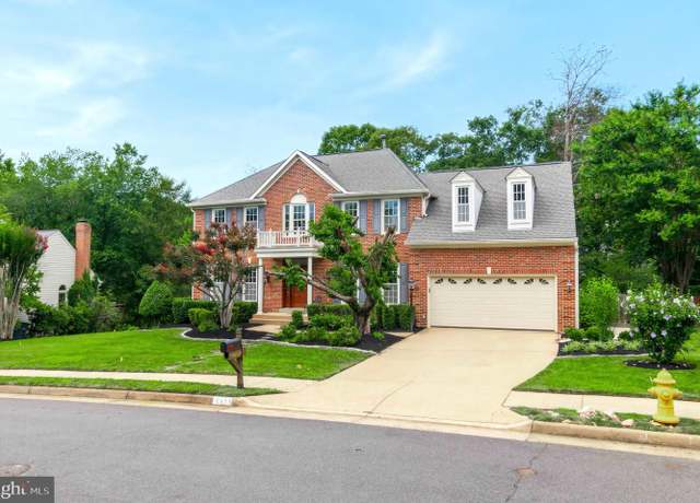 Property at 16659 Malory Ct, Dumfries, VA 22025, 4 beds, 4.5 baths