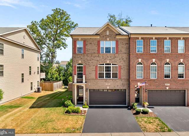 Property at 6615 Bartrams Forest Ln, Haymarket, VA 20169, 3 beds, 3.5 baths