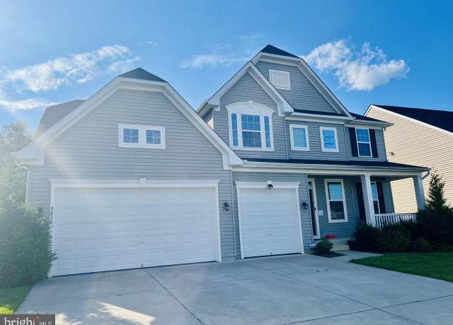 Property at 9426 Wood Creek Cir, Fredericksburg, VA 22407, 5 beds, 4 baths