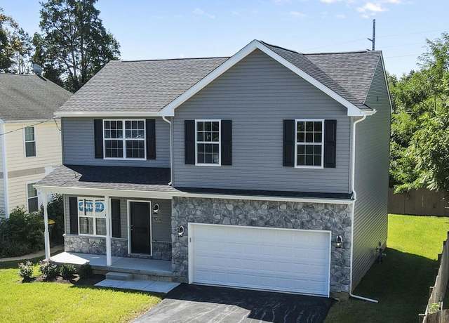 Property at 2402 Maple Ave, Wilmington, DE 19808, 4 beds, 2.5 baths