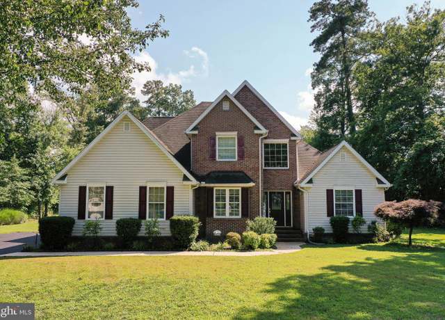 Property at 22406 Bloxom School Rd, Seaford, DE 19973, 4 beds, 2.5 baths