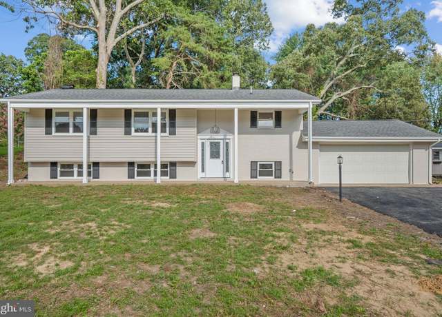 Property at 11207 Maplewood Dr, Dunkirk, MD 20754, 5 beds, 3 baths