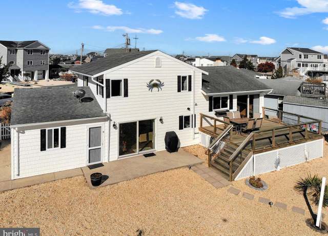 Property at 35 W Walkill Rd, Mystic Islands, NJ 08087, 3 beds, 2 baths