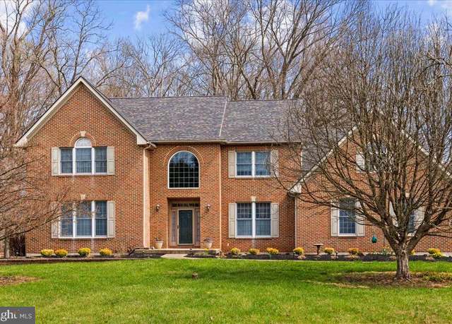 Property at 6457 Middleton Ln, New Hope, PA 18938, 5 beds, 3.5 baths